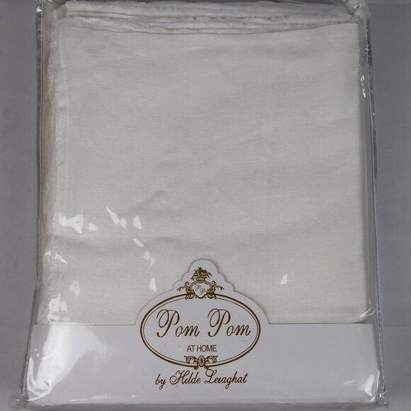 Pom Pom at Home Other - Pom Pom at Home by Hilde Leiaghat